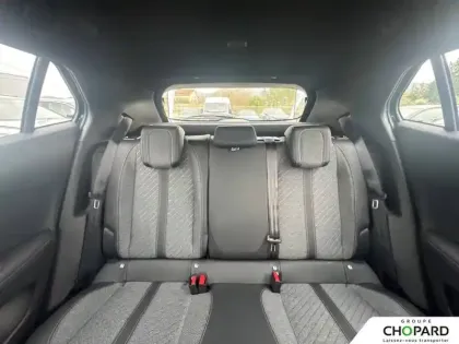 Photo 36 Peugeot 2008  Electrique 54 kWh 156 ch