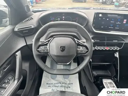 Photo 15 Peugeot 2008  Electrique 54 kWh 156 ch