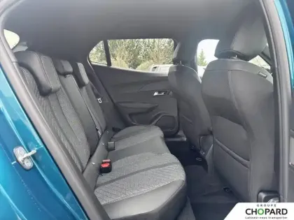 Photo 37 Peugeot 2008  Electrique 54 kWh 156 ch