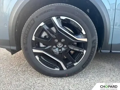 Photo 84 Peugeot 5008  Plug-in Hybrid 225 ch e-DCS7