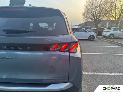 Photo 54 Peugeot 5008  Plug-in Hybrid 225 ch e-DCS7