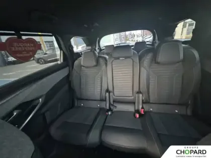 Photo 50 Peugeot 5008  Plug-in Hybrid 225 ch e-DCS7