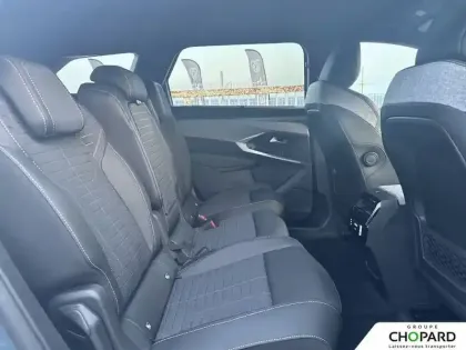 Photo 19 Peugeot 5008  Plug-in Hybrid 225 ch e-DCS7