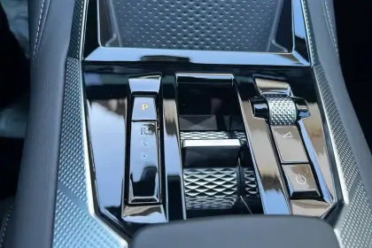 Photo 18 DS DS 4 N°4 E-Tense