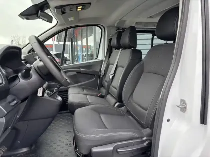 Photo 32 Nissan Primastar  Combi L2H1 3.0t 2.0 dCi 150 S/S BVM