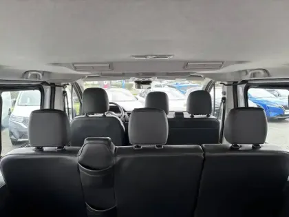 Photo 37 Nissan Primastar  Combi L2H1 3.0t 2.0 dCi 150 S/S BVM