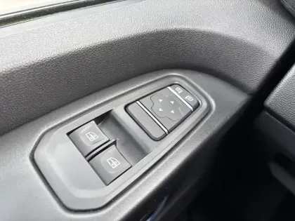 Photo 28 Nissan Primastar  Combi L2H1 3.0t 2.0 dCi 150 S/S BVM