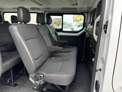 Photo 15 Nissan Primastar  Combi L2H1 3.0t 2.0 dCi 150 S/S BVM