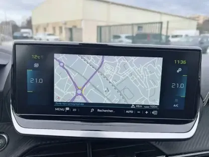 Photo 14 Peugeot 208  Electrique 50 kWh 136ch