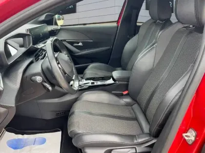 Photo 8 Peugeot 208  Electrique 50 kWh 136ch