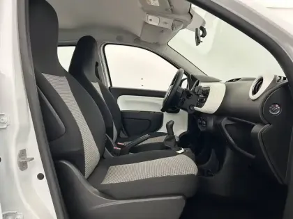 Photo 13 Renault Twingo Gén. III (C07) Ph1 Life 2 5