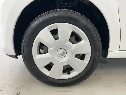 Photo 18 Renault Twingo Gén. III (C07) Ph1 Life 2 5