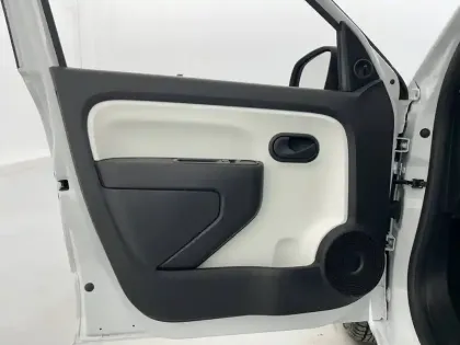 Photo 10 Renault Twingo Gén. III (C07) Ph1 Life 2 5