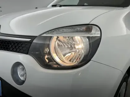 Photo 22 Renault Twingo Gén. III (C07) Ph1 Life 2 5