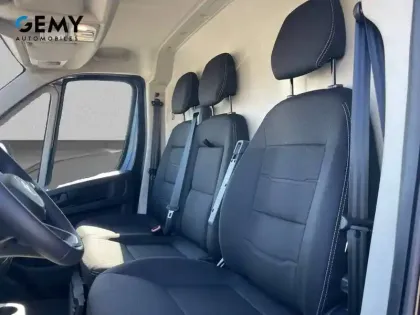 Photo 50 Citroën Jumper  FOURGON TOLE MAXI 35 L3H2 180 S&S BVA8