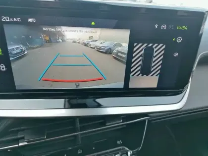 Photo 14 Peugeot 2008  PureTech 130 S&S EAT8