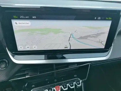 Photo 19 Peugeot 2008  PureTech 130 S&S EAT8