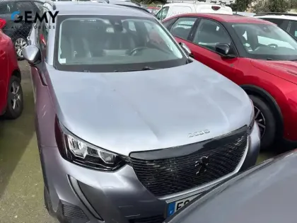 Photo 19 Peugeot 2008  PureTech 100 S&S BVM6