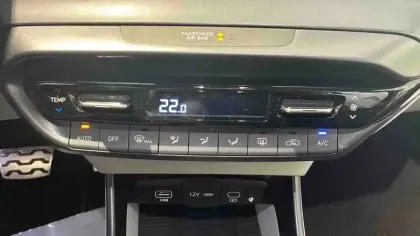 Photo 16 Hyundai Bayon  1.0 T-GDi 100 DCT-7