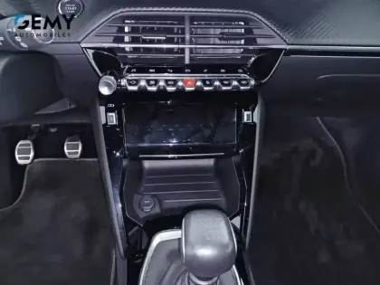 Photo 29 Peugeot 2008 Gén. II Ph1 NG GT 5