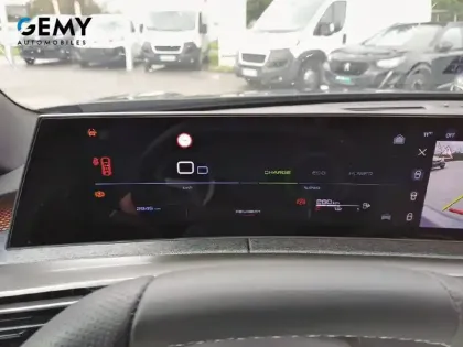 Photo 19 Peugeot 5008  Hybrid 145 ch e-DCS6