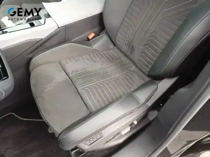 Photo 28 Peugeot 5008  Hybrid 145 ch e-DCS6