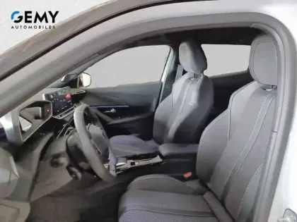 Photo 25 Peugeot 2008  Hybrid 145 e-DCS6