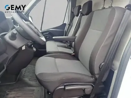 Photo 8 Renault Master  FGN TRAC F3500 L3H3 BLUE DCI 135