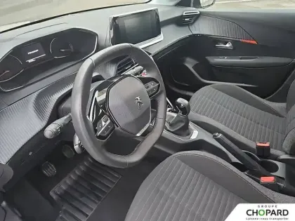 Photo 75 Peugeot 208  PureTech 75 S&S BVM5