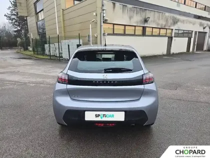 Photo 107 Peugeot 208  PureTech 75 S&S BVM5