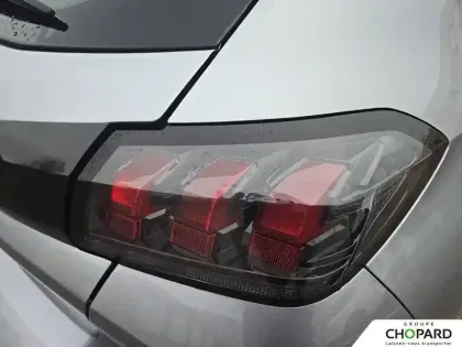 Photo 101 Peugeot 208  PureTech 75 S&S BVM5