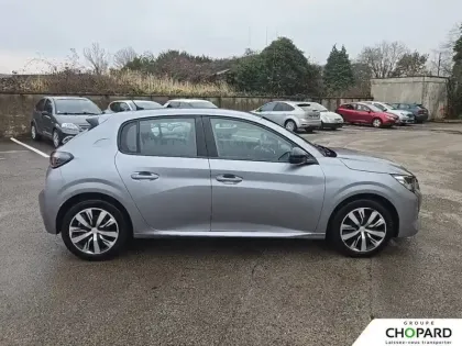 Photo 109 Peugeot 208  PureTech 75 S&S BVM5