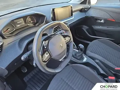 Photo 75 Peugeot 208  PureTech 75 S&S BVM5