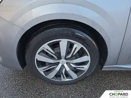 Photo 24 Peugeot 208  PureTech 75 S&S BVM5