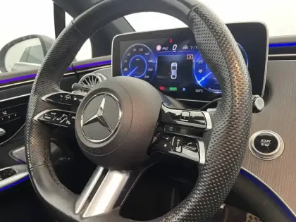 Photo 23 Mercedes Classe E EQE 350+