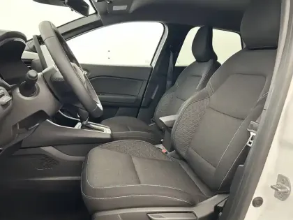 Photo 67 Renault Symbioz  E-Tech full hybrid 145