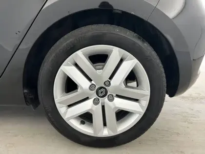 Photo 19 Renault Clio Gén. V (BJA) Ph2 Evolution 5