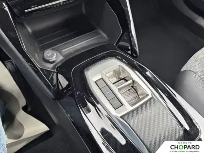 Photo 22 Peugeot 2008  Hybrid 145 e-DCS6