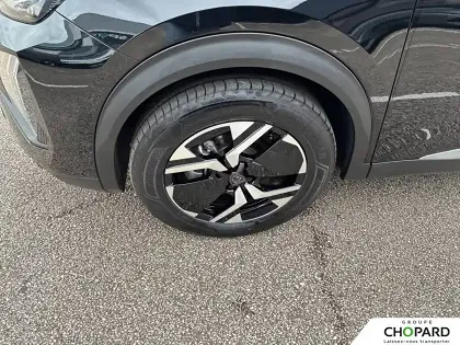 Photo 24 Peugeot 2008  Hybrid 145 e-DCS6