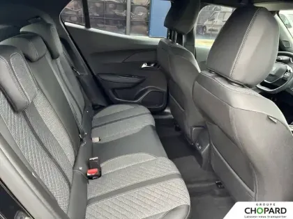 Photo 19 Peugeot 2008  Hybrid 145 e-DCS6