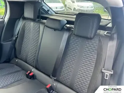 Photo 18 Peugeot 208  PureTech 100 S&S EAT8