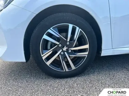 Photo 20 Peugeot 208  PureTech 100 S&S EAT8