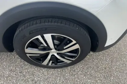 Photo 12 Peugeot 3008 Gén. II Ph1 GT Line 5