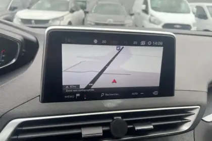 Photo 14 Peugeot 3008 Gén. II Ph1 GT Line 5