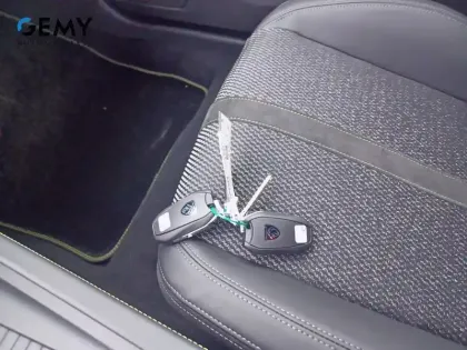 Photo 15 Peugeot 308  Electrique 54 kWh 156ch