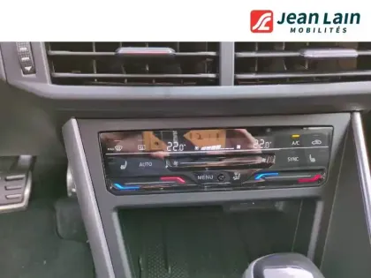 Photo 13 Volkswagen Polo  1.0 TSI 95 S&S DSG7