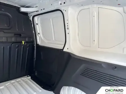 Photo 39 Peugeot Partner  FGN DIESEL 130 CH M AUT