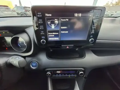 Photo 37 Toyota Yaris  Hybride 116h