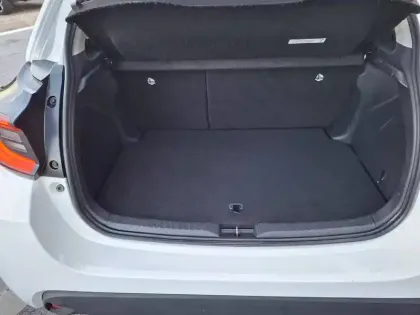 Photo 51 Toyota Yaris  Hybride 116h