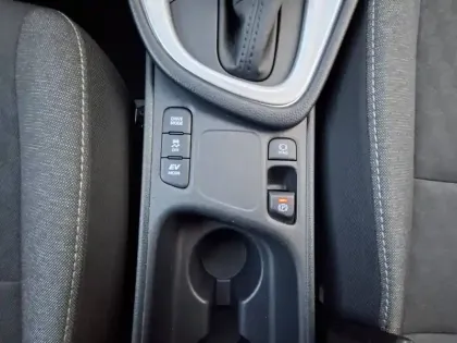 Photo 60 Toyota Yaris  Hybride 116h